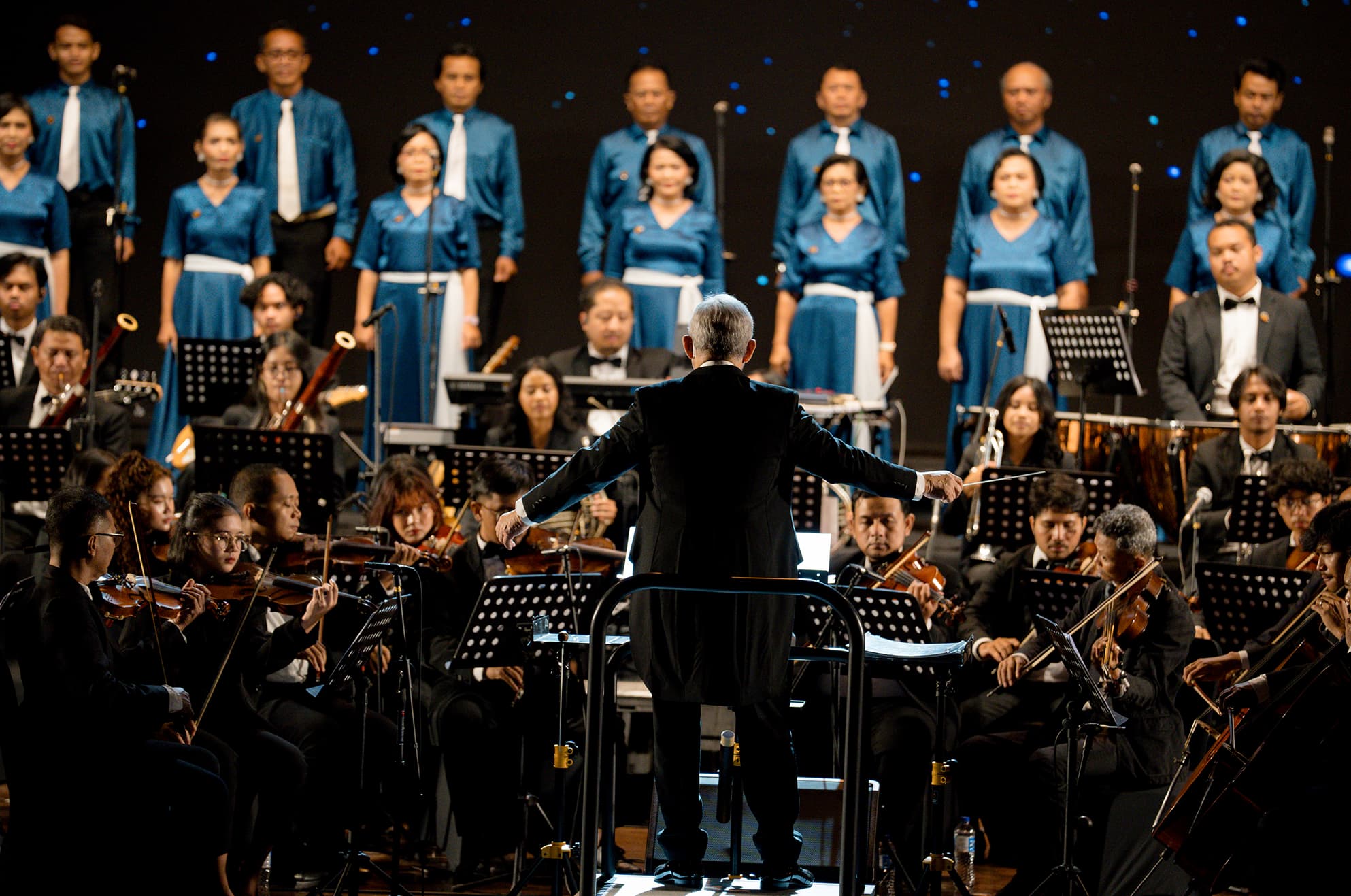 Grego Julius Orchestra Performance